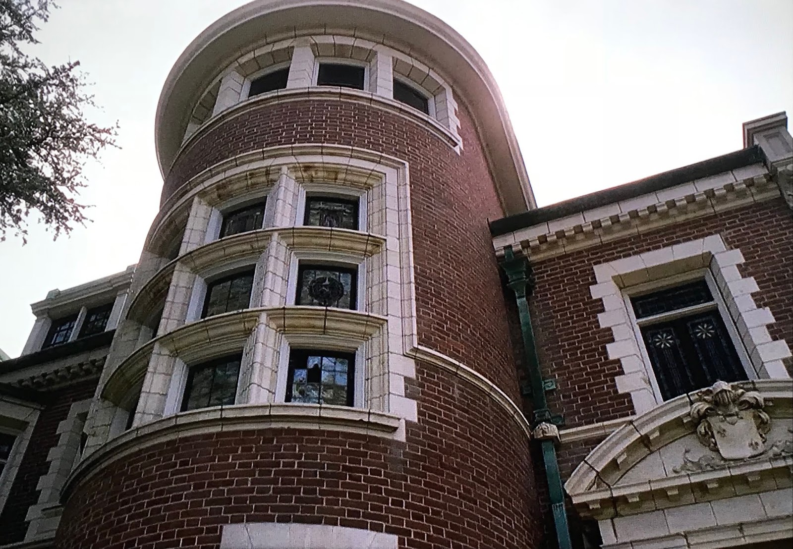 Reel to Real Filming Locations American Horror Story Murder House (2011)